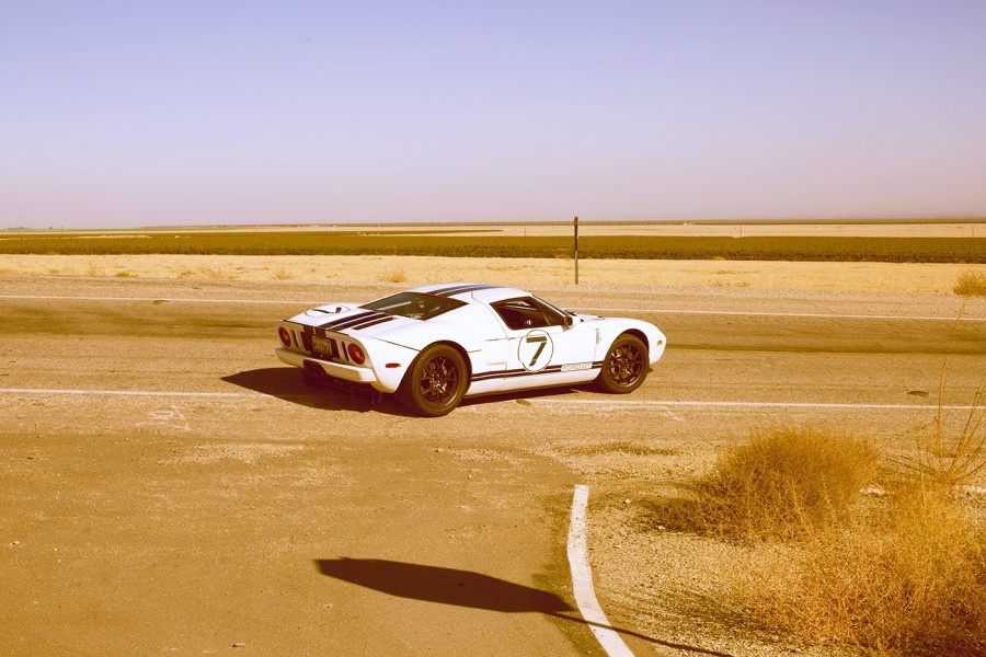 FORD GT